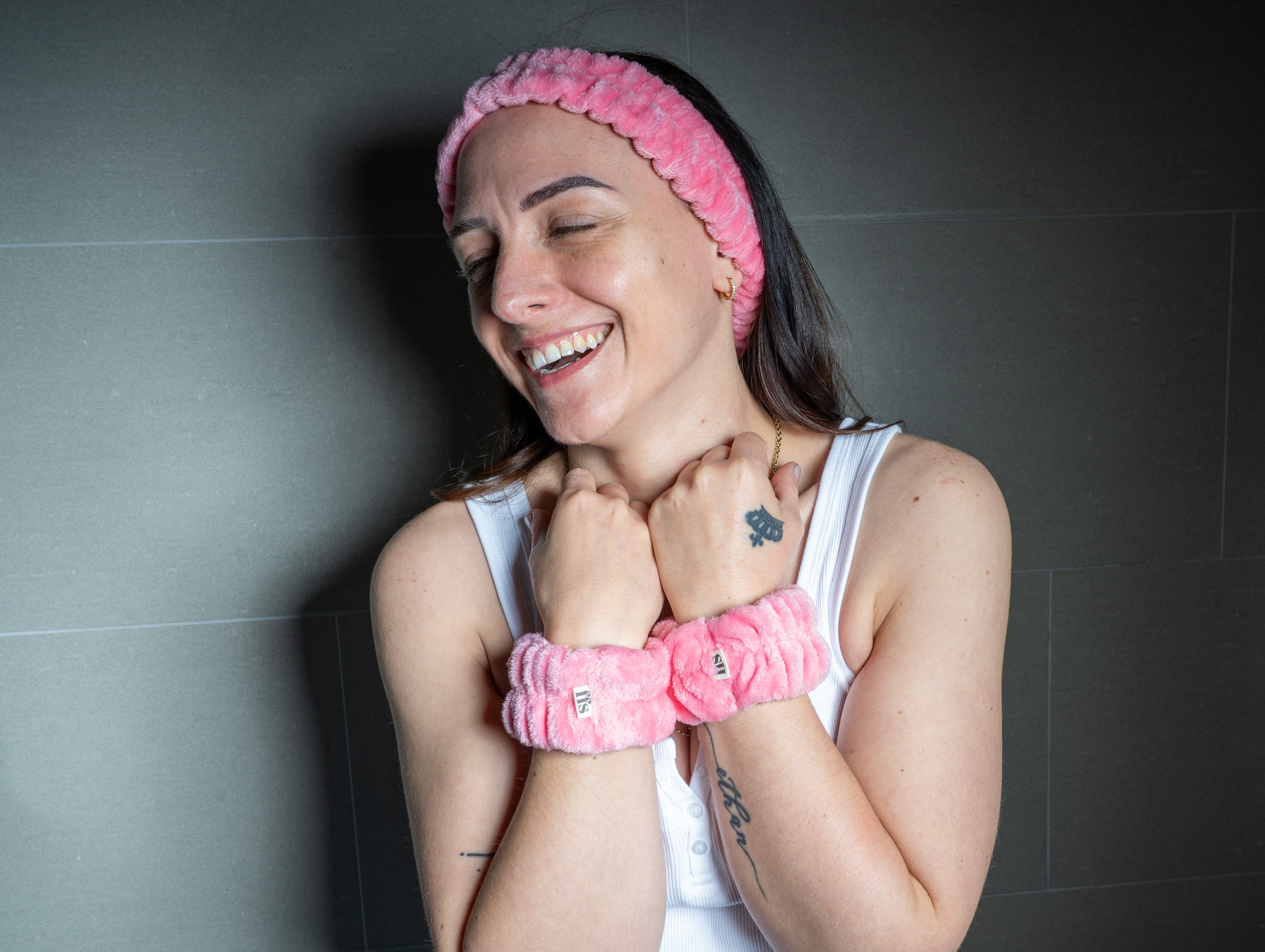 2 Wristbands & Headband Set