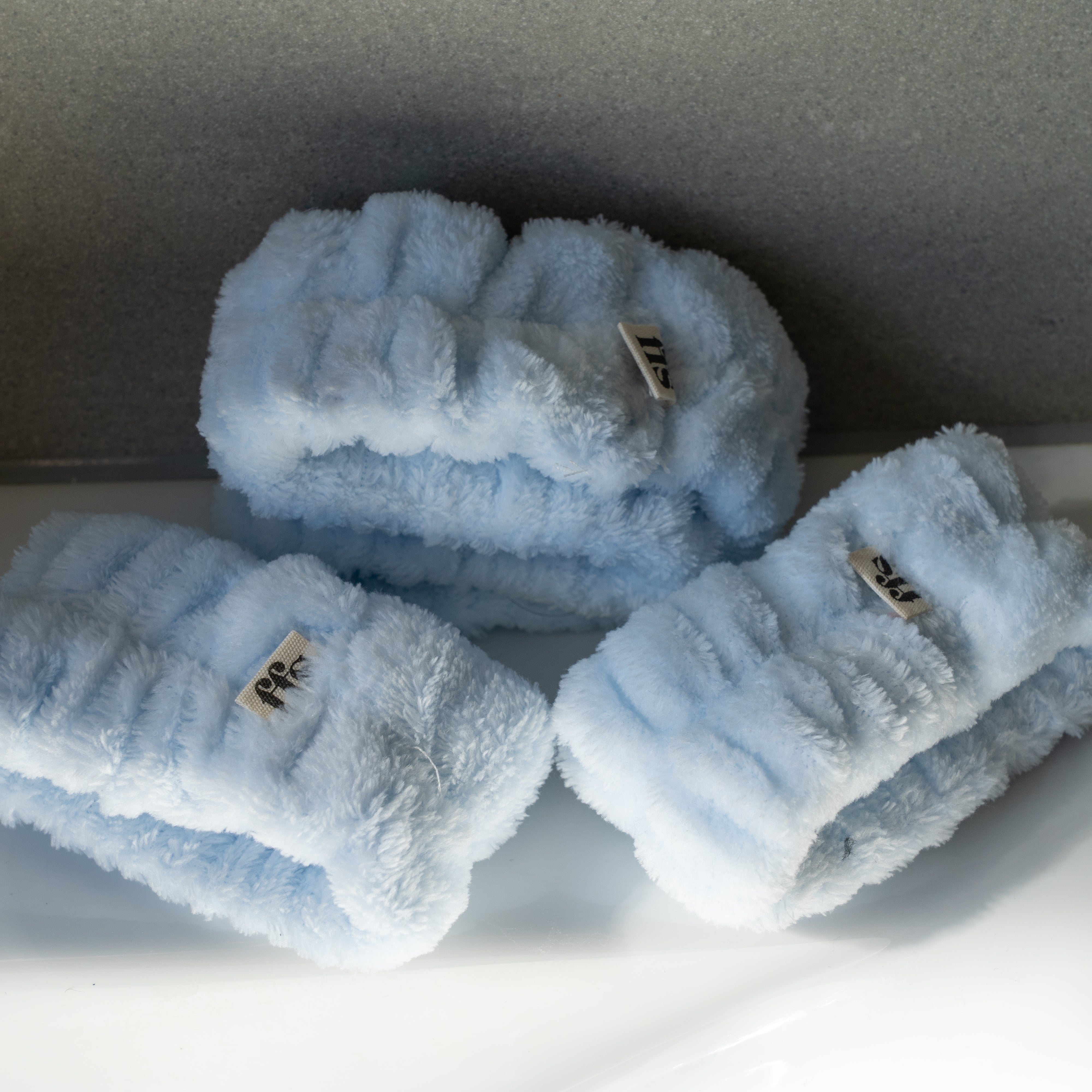 2 Wristbands & Headband Set